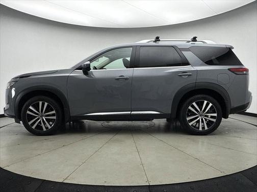2023 Nissan Pathfinder Platinum 4WD