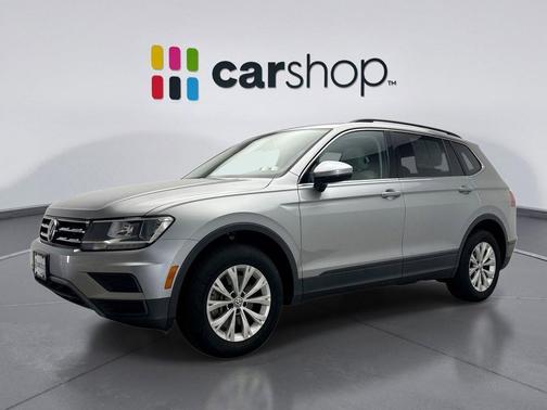 Platinum Gray Metallic 2019 Volkswagen Tiguan 2.0T SE 4MOTION