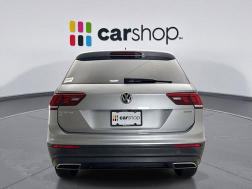 Platinum Gray Metallic 2019 Volkswagen Tiguan 2.0T SE 4MOTION
