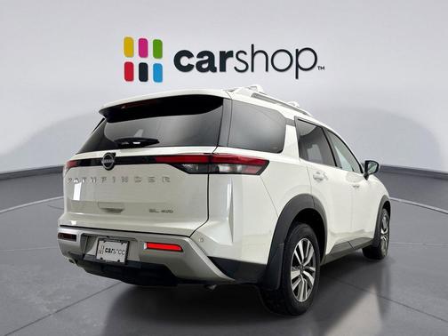 2024 Nissan Pathfinder SL 4WD