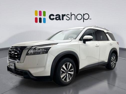 2024 Nissan Pathfinder SL 4WD