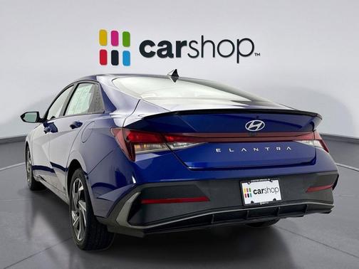 2025 Hyundai ELANTRA Sport