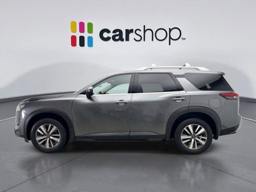 2023 Nissan Pathfinder SL 4WD