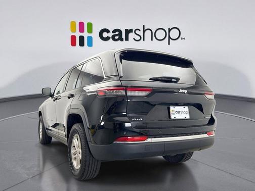 2023 Jeep Grand Cherokee Laredo