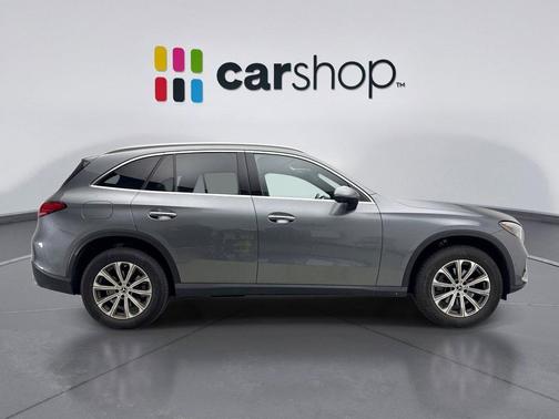 Selenite Grey Metallic 2023 Mercedes-Benz GLC 300 4MATIC