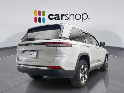 Silver Zynith 2024 Jeep Grand Cherokee 4xe Base