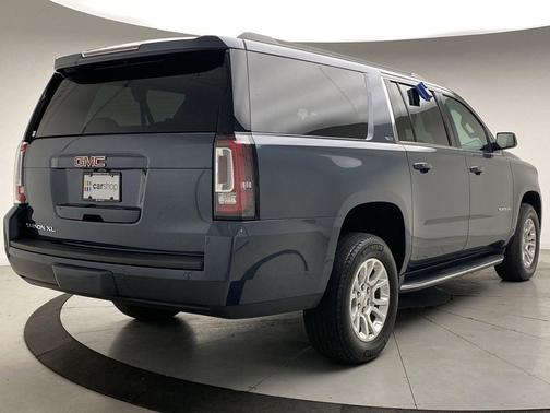 Dark Sky Metallic 2019 GMC Yukon XL SLT