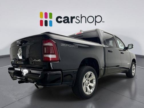 Diamond Black Crystal Pearlcoat 2022 RAM 1500 Big Horn/Lone Star