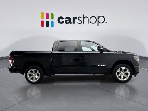 Diamond Black Crystal Pearlcoat 2022 RAM 1500 Big Horn/Lone Star