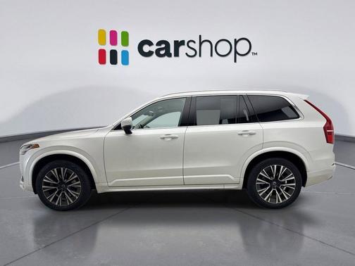 2022 Volvo XC90 T5 Momentum