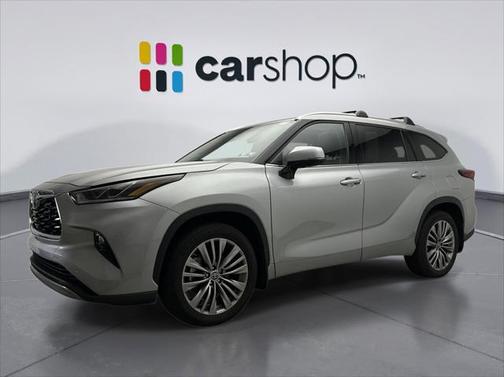 2022 Toyota Highlander Hybrid Platinum
