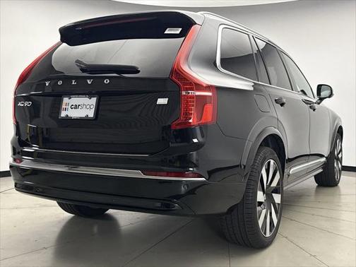 2024 Volvo XC90 Recharge Plug-In Hybrid T8 Ultimate 6-Seater