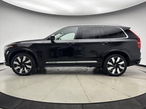 2024 Volvo XC90 Recharge Plug-In Hybrid T8 Ultimate 6-Seater