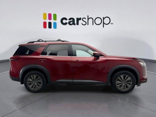 2022 Nissan Pathfinder SV 4WD