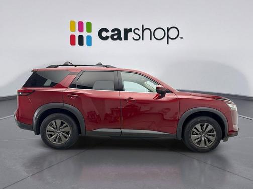 2022 Nissan Pathfinder SV 4WD