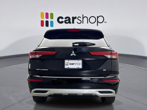 2022 Mitsubishi Outlander SE