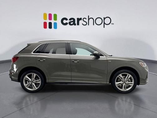 2022 Audi Q3 45 S line Premium Plus