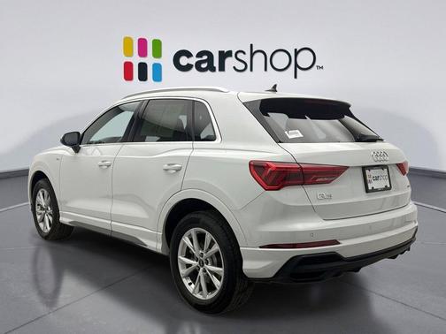 Glacier White 2025 Audi Q3 Premium 45 TFSI S line quattro Tiptronic