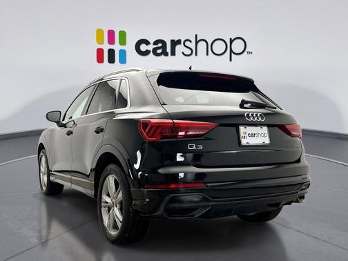 2024 Audi Q3 45 S line Premium Plus