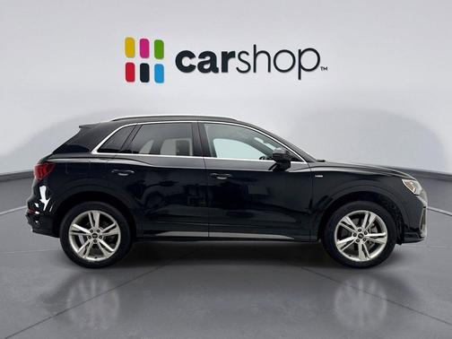 2024 Audi Q3 45 S line Premium Plus