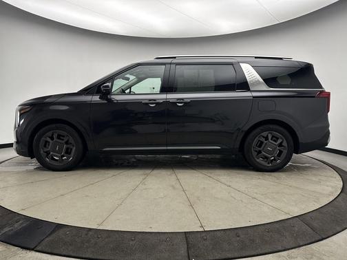 2025 Kia Carnival SX