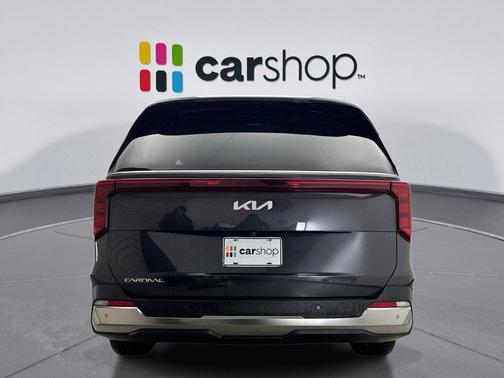 2025 Kia Carnival SX
