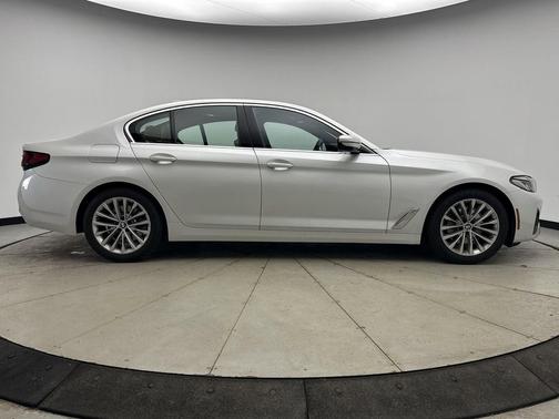 2023 BMW 530 i xDrive