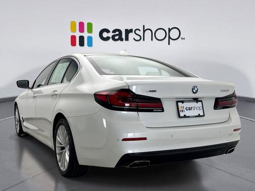 Mineral White Metallic 2023 BMW 530 i xDrive