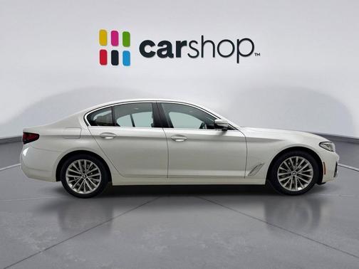 Mineral White Metallic 2023 BMW 530 i xDrive