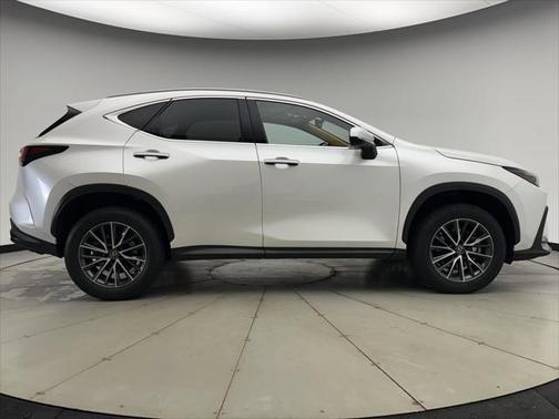 2022 Lexus NX 350h Premium