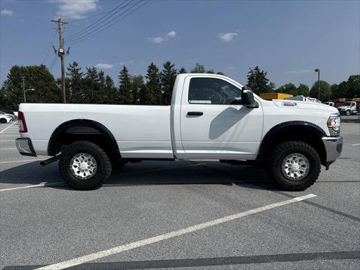 2023 RAM 2500 Tradesman Regular Cab 4x4 8' Box