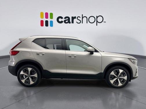 Silver Dawn 2025 Volvo XC40 B5 Plus Bright Theme