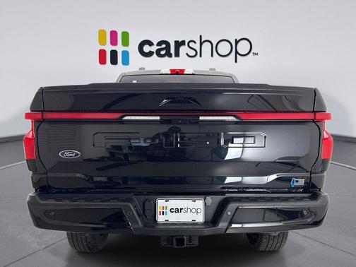 2023 Ford F-150 Lightning XLT