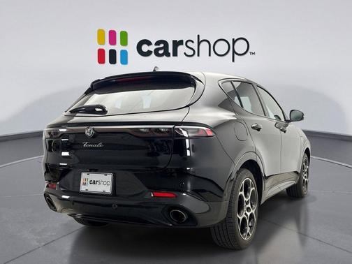 Alfa Black 2024 Alfa Romeo Tonale Veloce EAWD