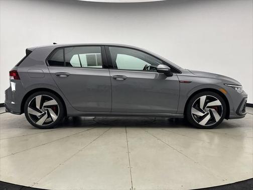 2022 Volkswagen Golf GTI 2.0T SE DSG