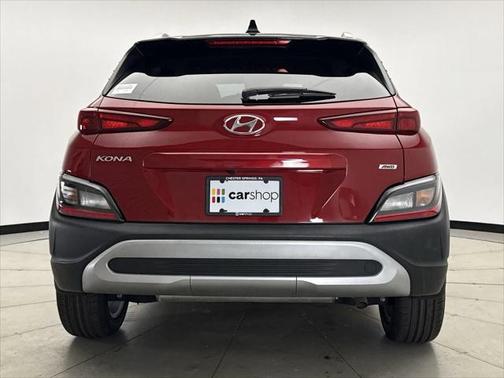 2022 Hyundai KONA SEL