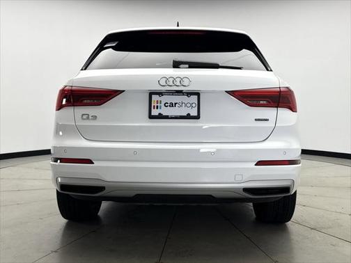 2022 Audi Q3 40 Premium