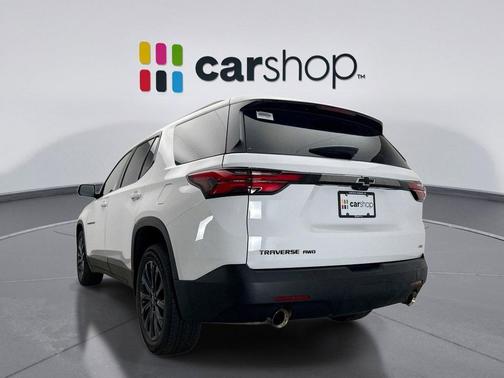 Summit White 2023 Chevrolet Traverse RS