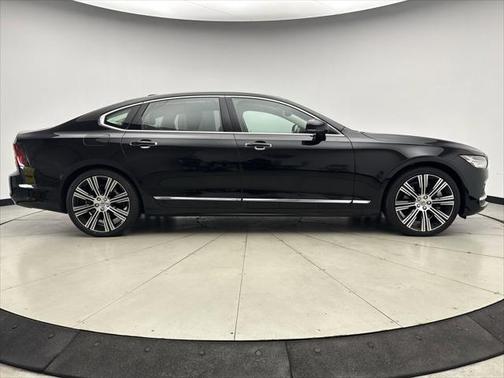 2022 Volvo S90 B6 Inscription