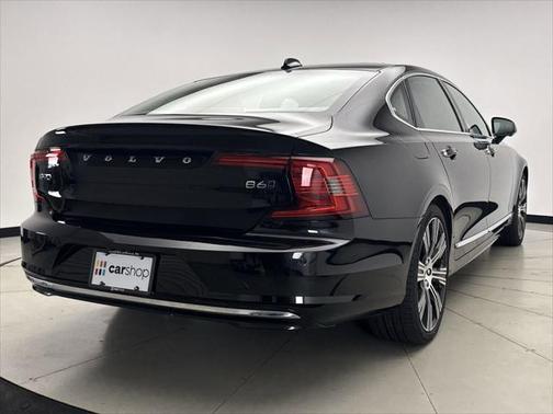 2022 Volvo S90 B6 Inscription