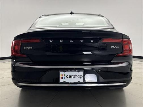 2022 Volvo S90 B6 Inscription