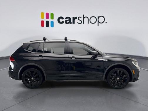 Deep Black Pearl 2020 Volkswagen Tiguan 2.0T SE R-Line Black 4MOTION