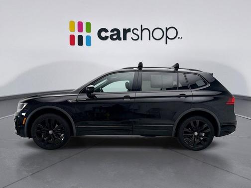 Deep Black Pearl 2020 Volkswagen Tiguan 2.0T SE R-Line Black 4MOTION
