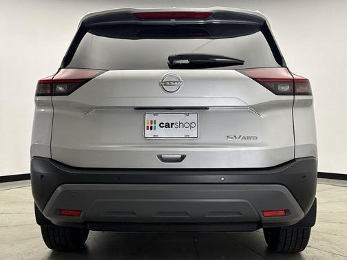Brilliant Silver Metallic 2023 Nissan Rogue SV