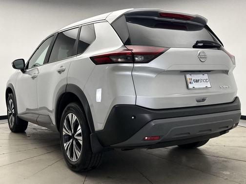 Brilliant Silver Metallic 2023 Nissan Rogue SV