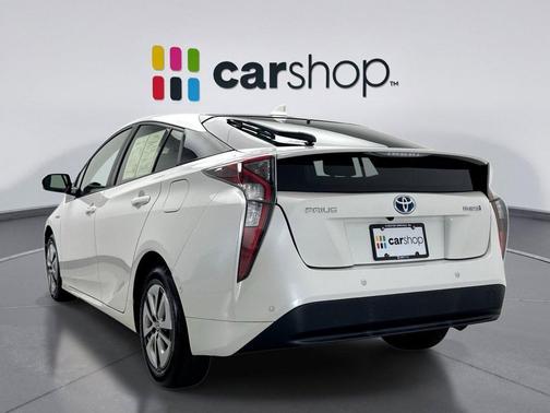 2017 Toyota Prius Four Touring