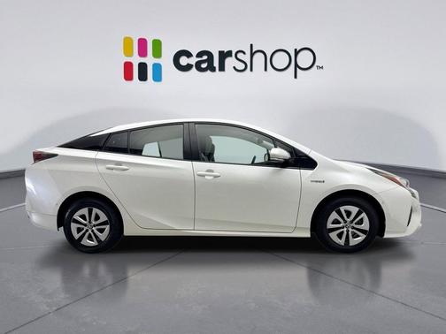 2017 Toyota Prius Four Touring