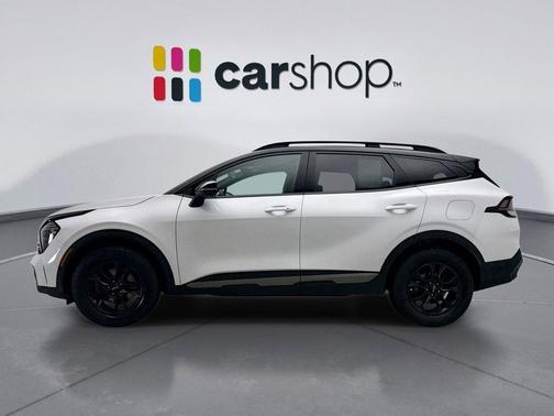 Glacier White Pearl/Ebony Black Roof 2024 Kia Sportage S