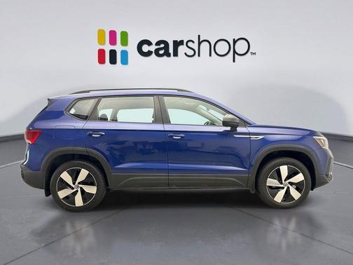 Dusk Blue 2024 Volkswagen Taos 1.5T S