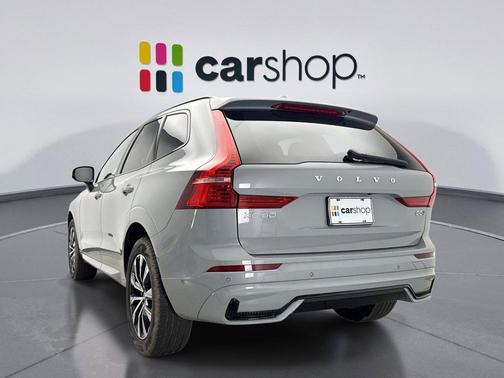 2025 Volvo XC60 B5 Plus